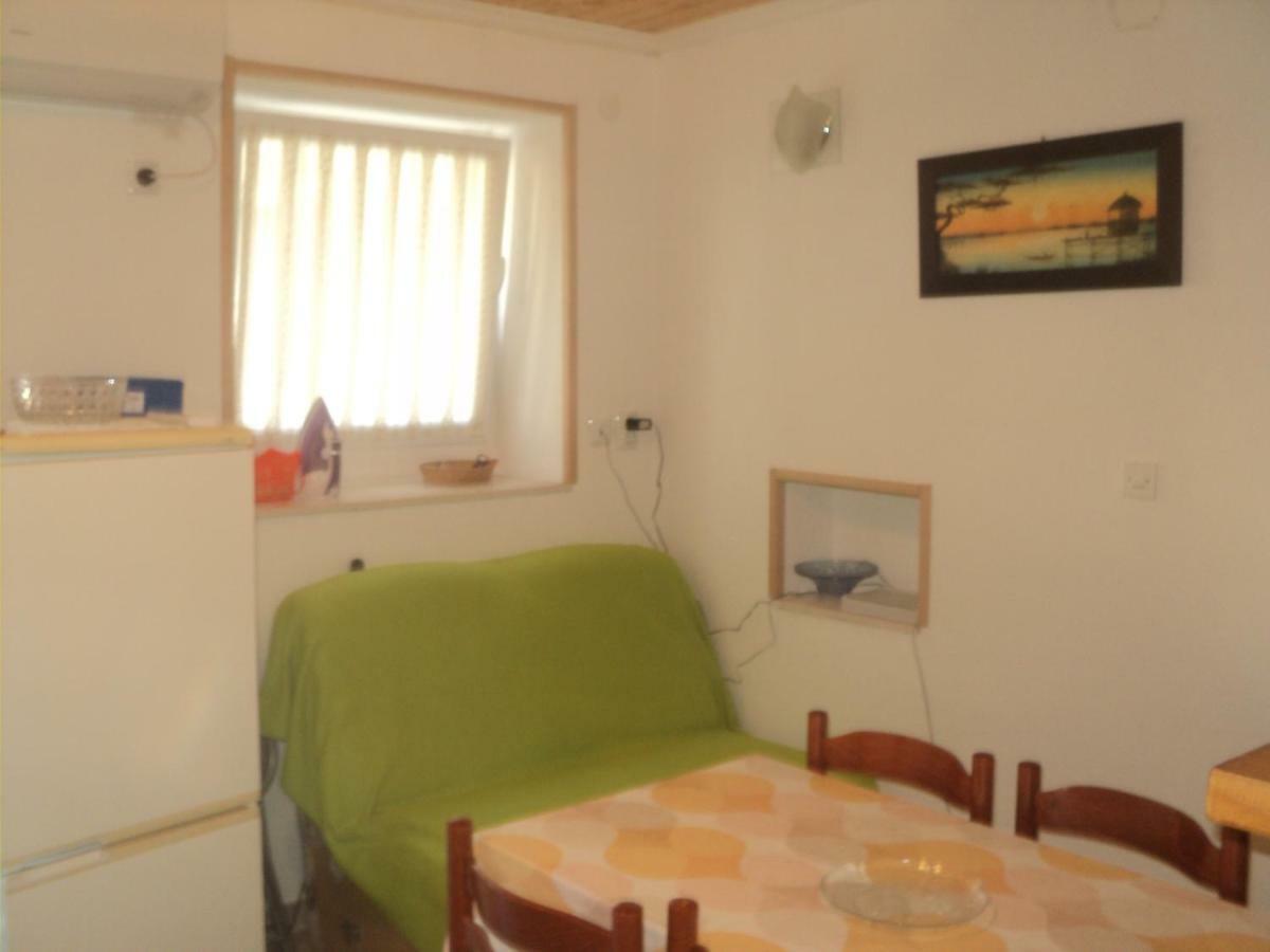Studio Apartman Kastel Kambelovac Kaštela Zewnętrze zdjęcie